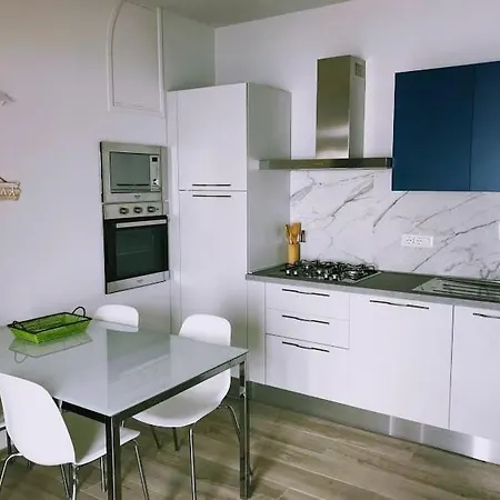 Mare Azzurro Hotel apartamentowy Lerici