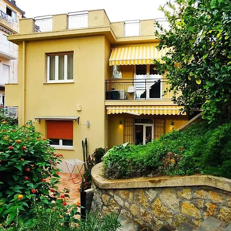 Mare Azzurro Aparthotel Lerici